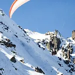Chamois Apartment- Year Chamonix
