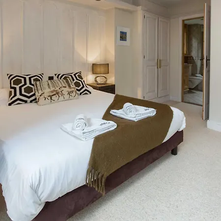 Chamois Apartment- Year 公寓 霞慕尼