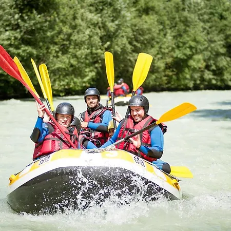 Chamois Apartment- Year