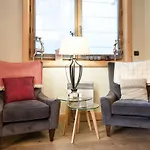 Appartamento Chamois Apartment- Year *