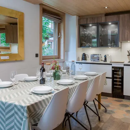 Daire Chamois Apartment- Year Chamonix