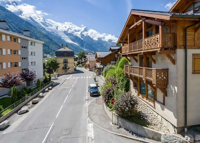 Chamois Apartment- Year